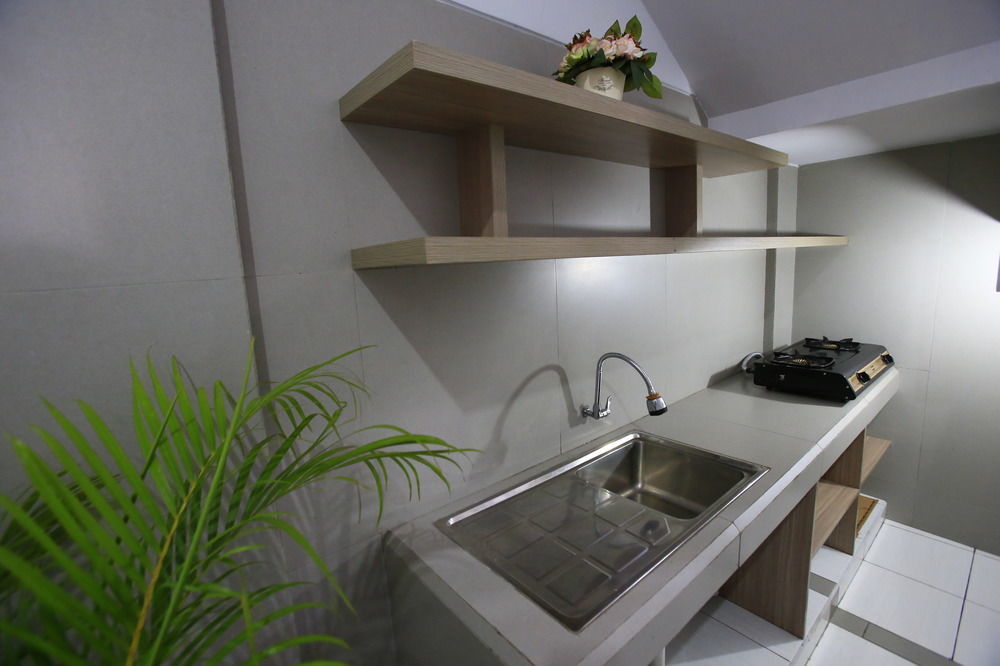 Reddoorz @ Karet Pedurenan 2 Jakarta Exterior photo